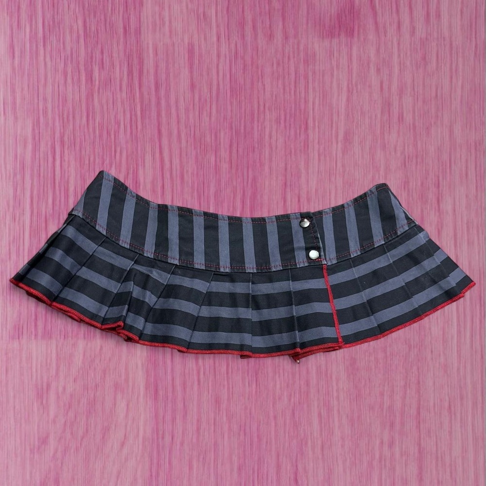 RARE serious LA vintage grey striped pleated micro mini skirt with red trim